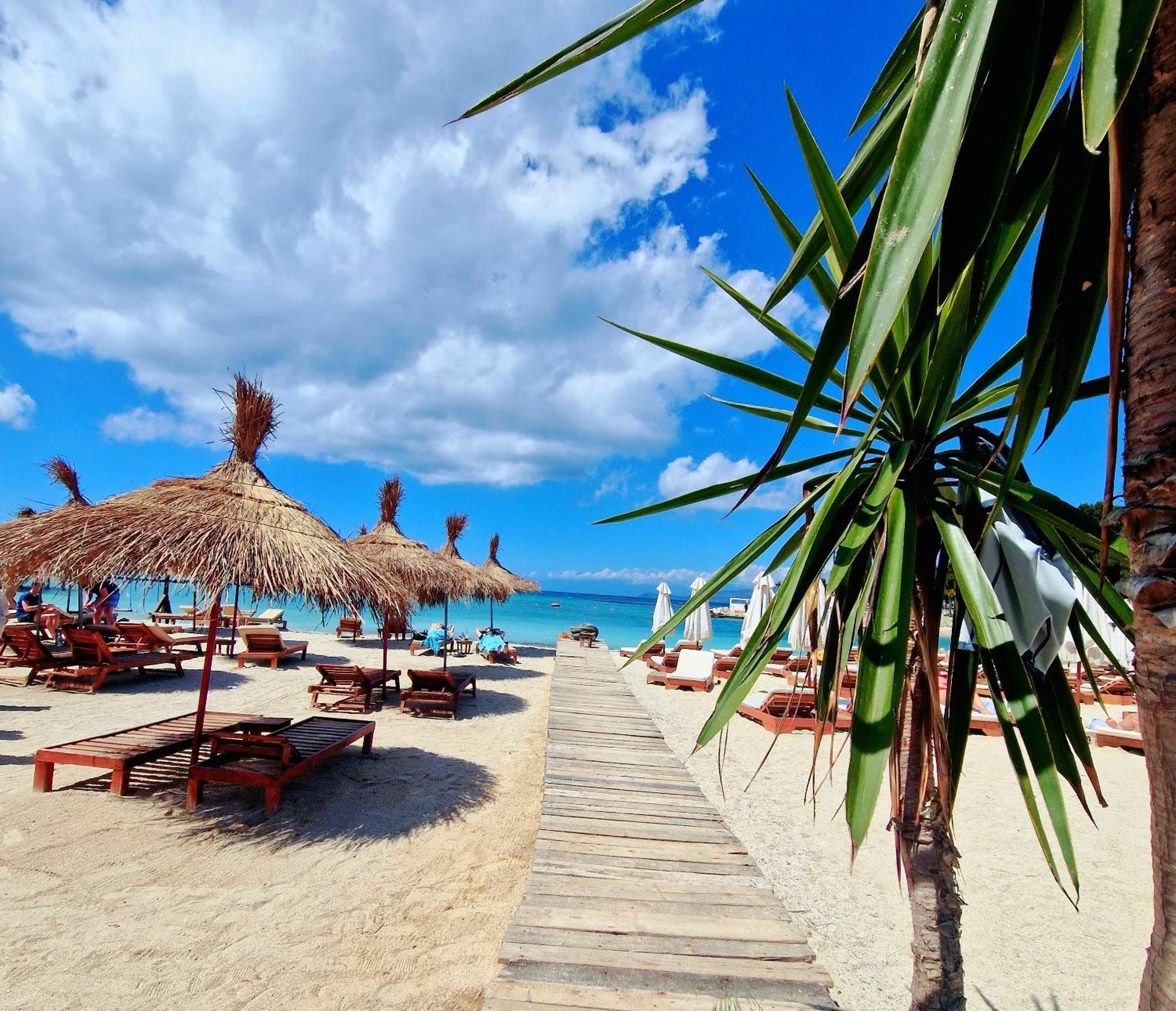 Hotel Villagekona Ksamil Ngoại thất bức ảnh